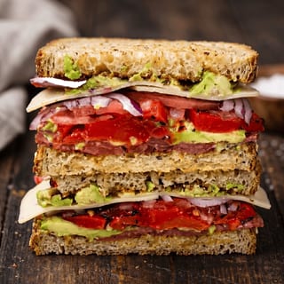 Veggie Bella on Rye Combo
