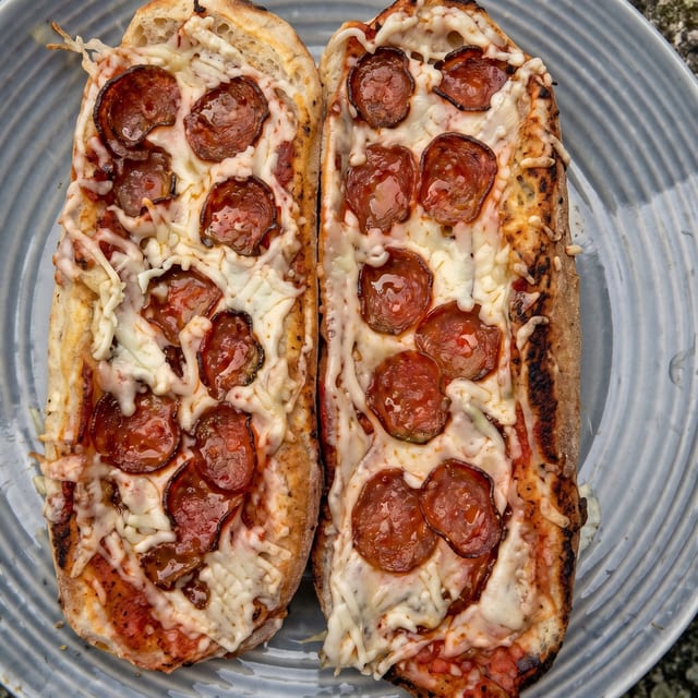 Pizza Sub.